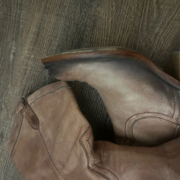 Sam Edelman Size 8M slight slouch cowboy boots in good used condition - Picture 3 of 12